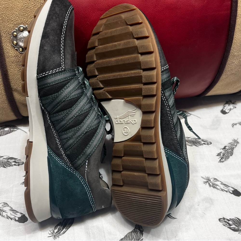 Dansko ‘Gabi’ Water Resistant Casual Sneakers Charcoal/Green EU 38 US 7.5 - Picture 8 of 12